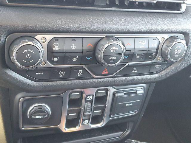 new 2025 Jeep Wrangler car, priced at $45,995