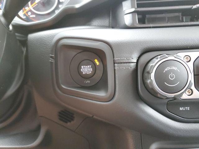 new 2025 Jeep Gladiator car, priced at $43,995