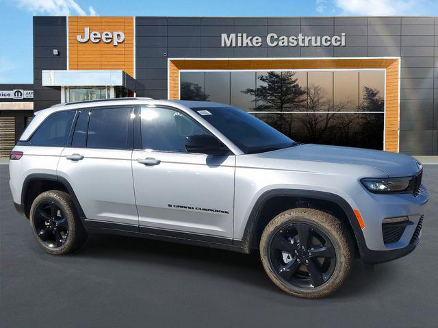 new 2025 Jeep Grand Cherokee car, priced at $46,995