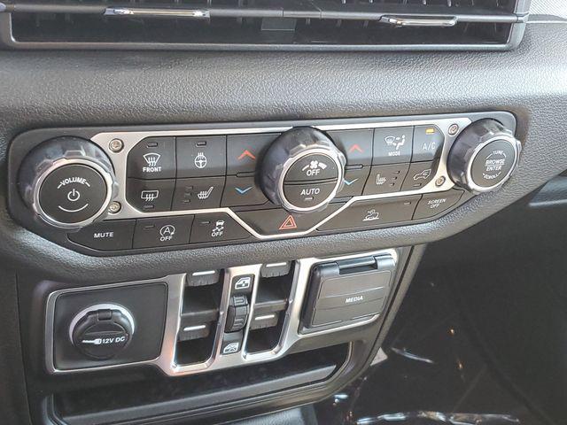 new 2025 Jeep Wrangler car, priced at $44,995