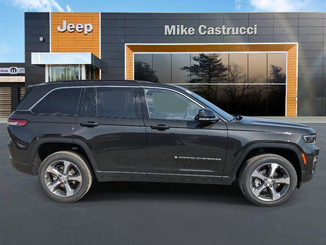 new 2024 Jeep Grand Cherokee car, priced at $46,911