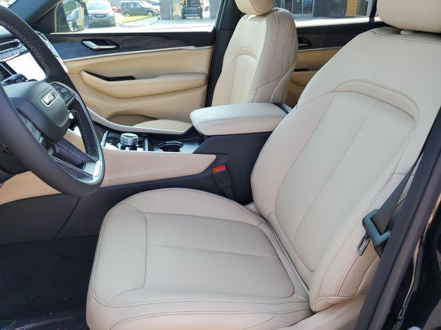 new 2025 Jeep Grand Cherokee L car, priced at $43,995