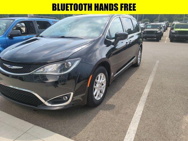 used 2020 Chrysler Pacifica car, priced at $16,500