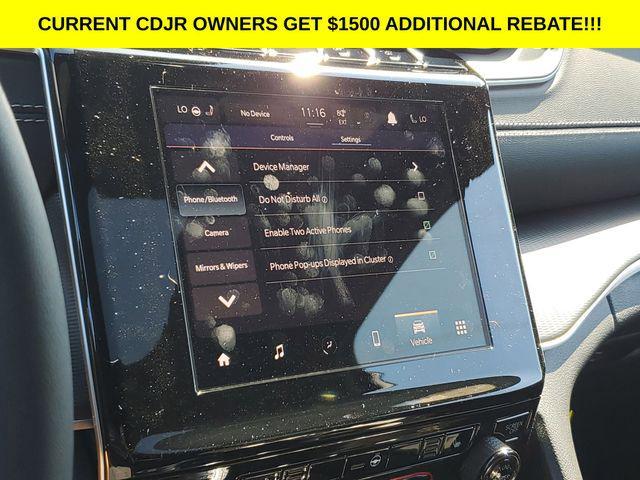 new 2025 Jeep Grand Cherokee car, priced at $37,995