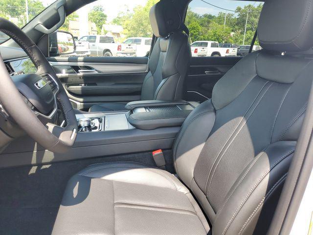 new 2025 Jeep Wagoneer car, priced at $61,995