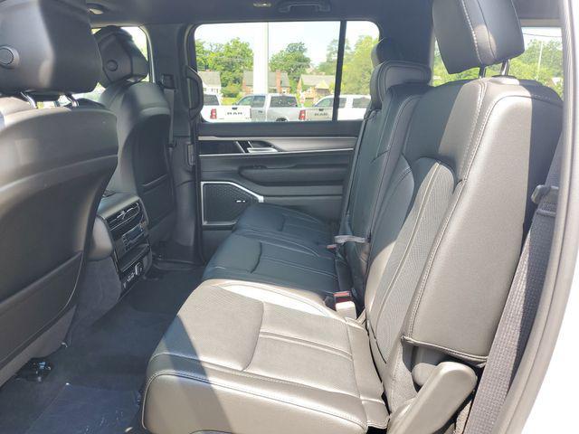 new 2025 Jeep Wagoneer car, priced at $61,995