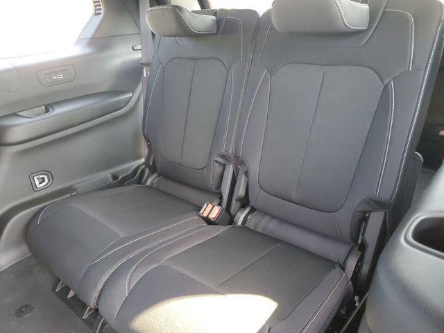 new 2025 Jeep Grand Cherokee L car, priced at $42,111