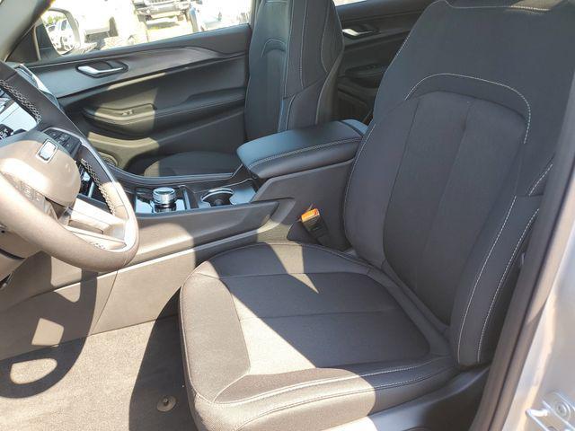 new 2025 Jeep Grand Cherokee L car, priced at $42,111