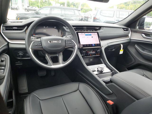 new 2025 Jeep Grand Cherokee L car, priced at $47,995
