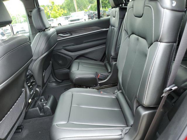 new 2025 Jeep Grand Cherokee L car, priced at $47,995