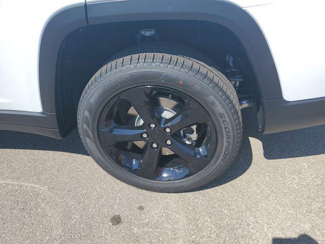 new 2025 Jeep Grand Cherokee L car, priced at $50,995