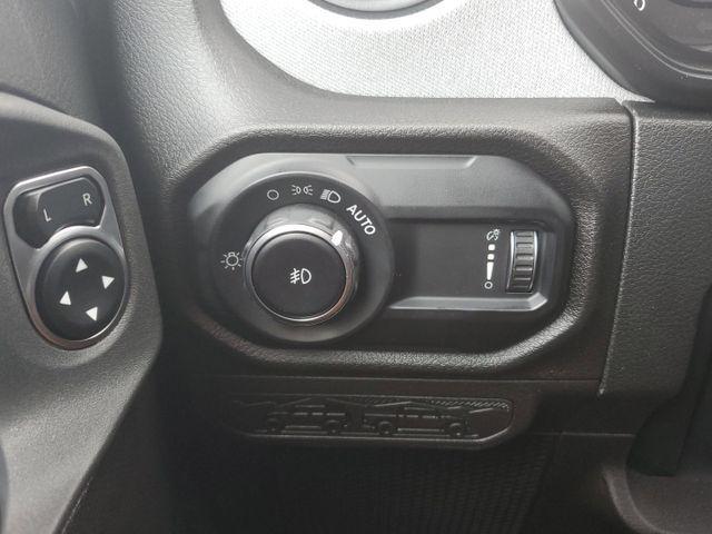 new 2025 Jeep Wrangler car, priced at $46,995