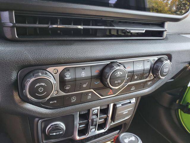 new 2025 Jeep Wrangler car, priced at $47,995