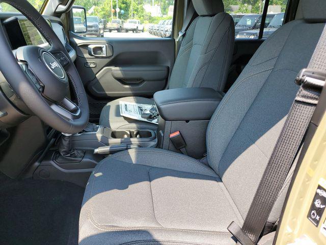 new 2025 Jeep Wrangler car, priced at $46,995