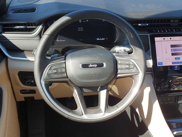 new 2025 Jeep Grand Cherokee car, priced at $43,995