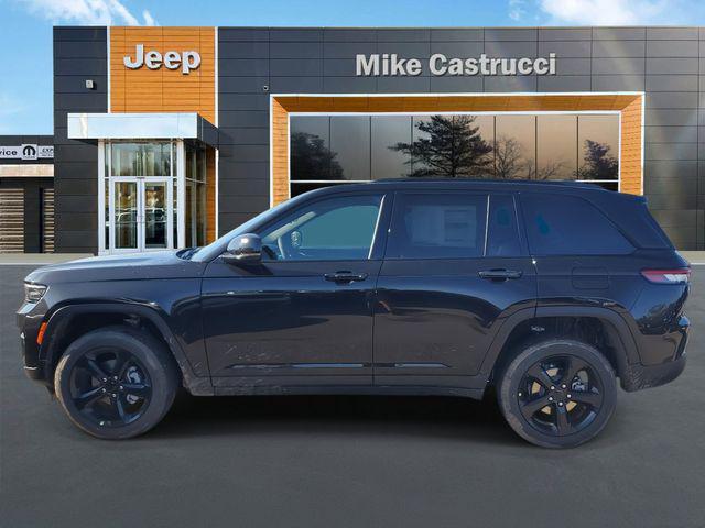 new 2025 Jeep Grand Cherokee car, priced at $40,995