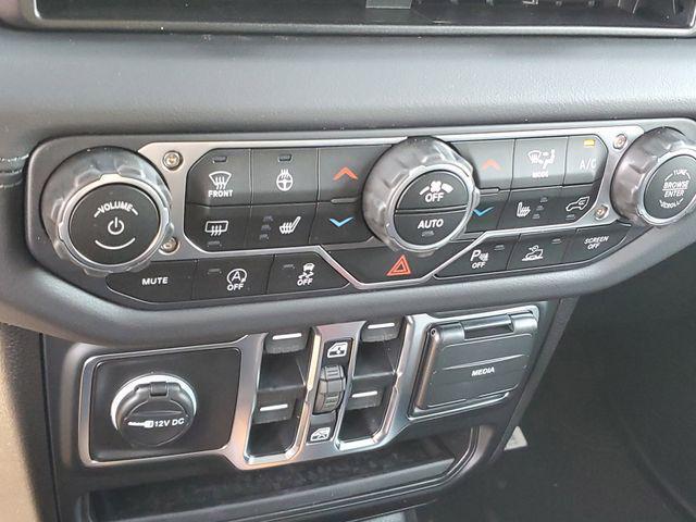 new 2025 Jeep Wrangler car, priced at $51,495