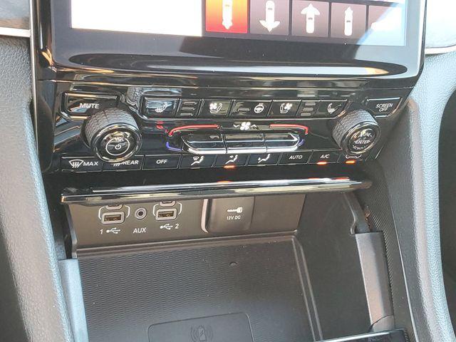 new 2025 Jeep Grand Cherokee car, priced at $48,995