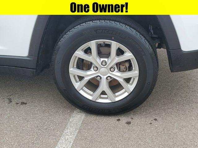 used 2023 Jeep Grand Cherokee car, priced at $31,495