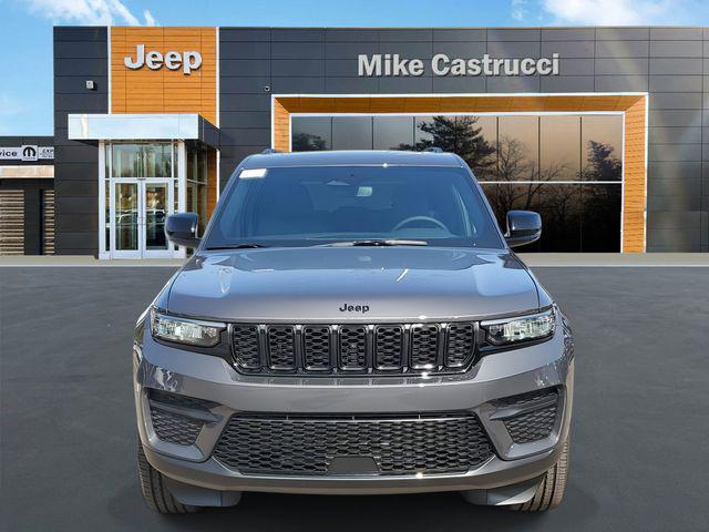 new 2024 Jeep Grand Cherokee car, priced at $41,995