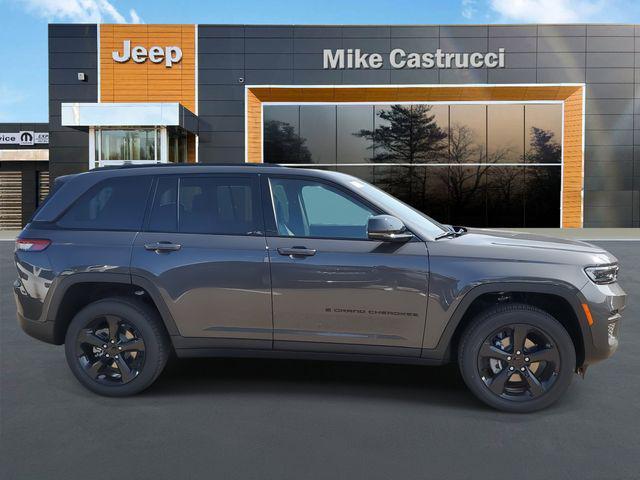 new 2024 Jeep Grand Cherokee car, priced at $41,995