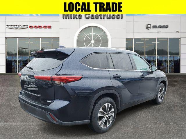 used 2020 Toyota Highlander car, priced at $26,750