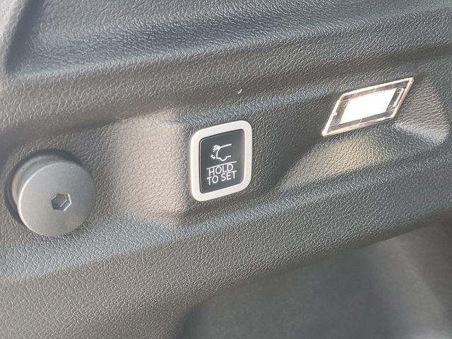 new 2025 Jeep Grand Cherokee L car, priced at $43,995