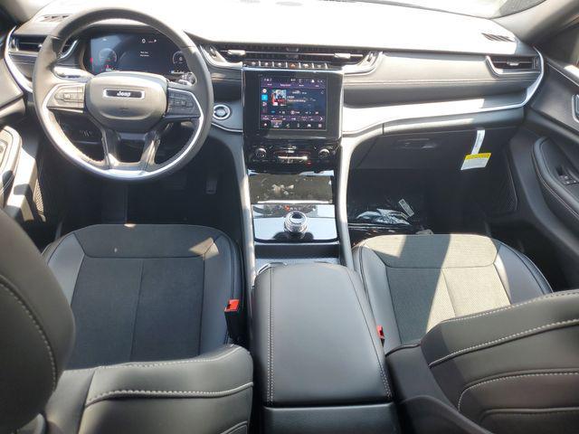 new 2025 Jeep Grand Cherokee L car, priced at $43,995