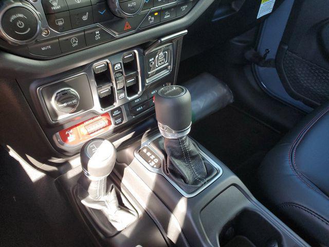 new 2025 Jeep Gladiator car, priced at $55,495