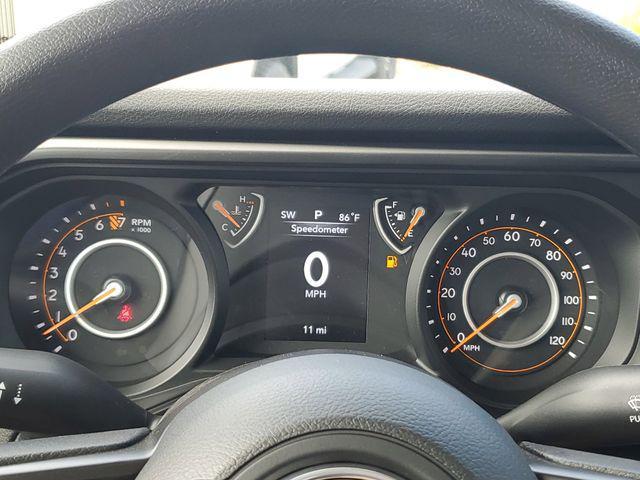 new 2025 Jeep Gladiator car, priced at $37,995