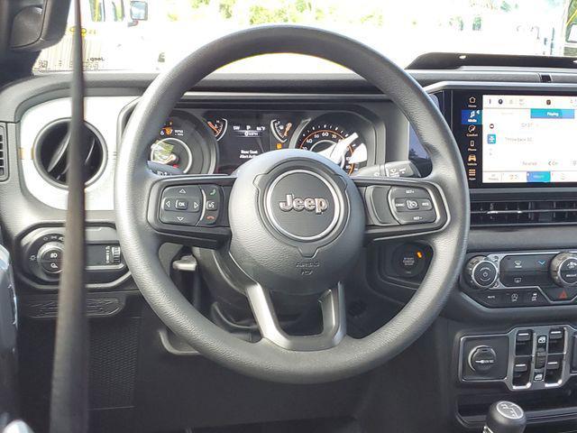new 2025 Jeep Gladiator car, priced at $37,995