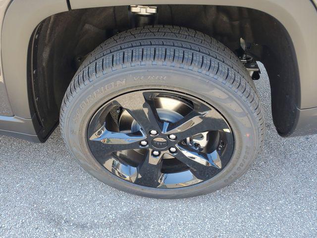 new 2025 Jeep Grand Cherokee L car, priced at $47,995