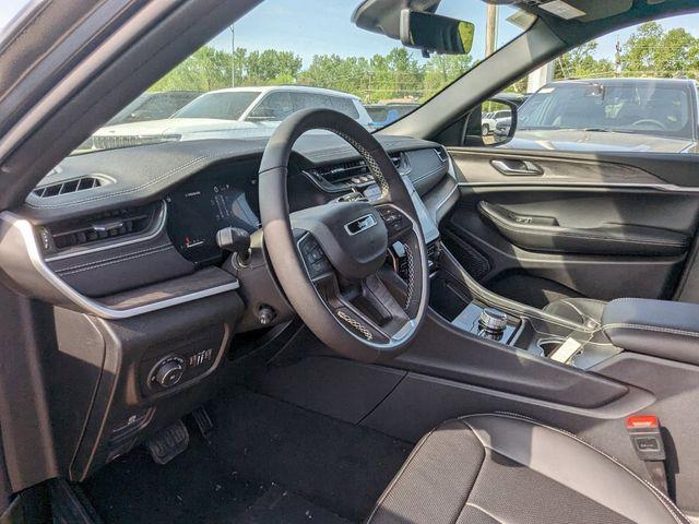 new 2024 Jeep Grand Cherokee car, priced at $47,995