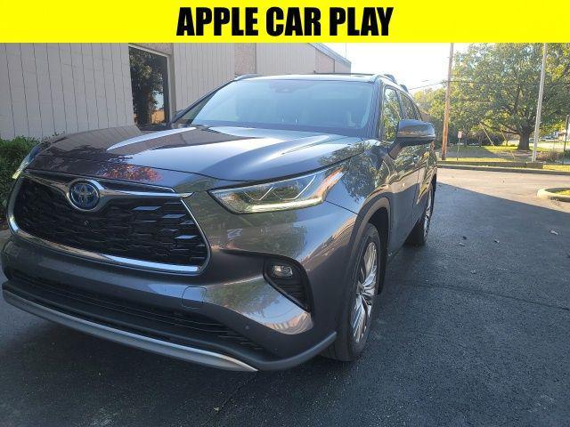 used 2021 Toyota Highlander Hybrid car, priced at $41,333