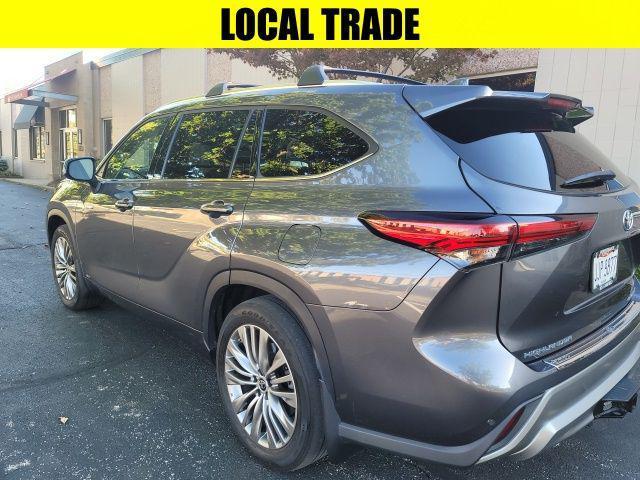 used 2021 Toyota Highlander Hybrid car, priced at $41,333