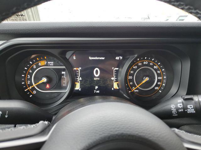 new 2025 Jeep Wrangler car, priced at $43,995