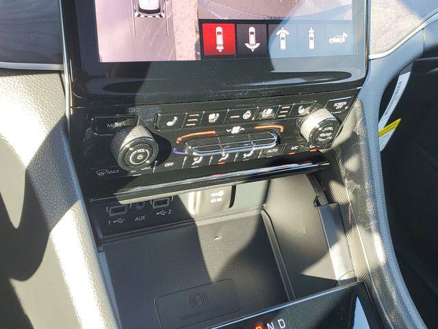 new 2025 Jeep Grand Cherokee car, priced at $50,995
