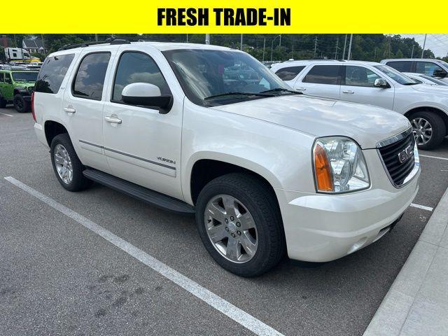 used 2013 GMC Yukon car, priced at $9,500