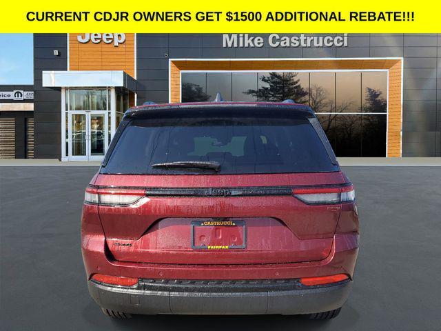 new 2025 Jeep Grand Cherokee car, priced at $41,995