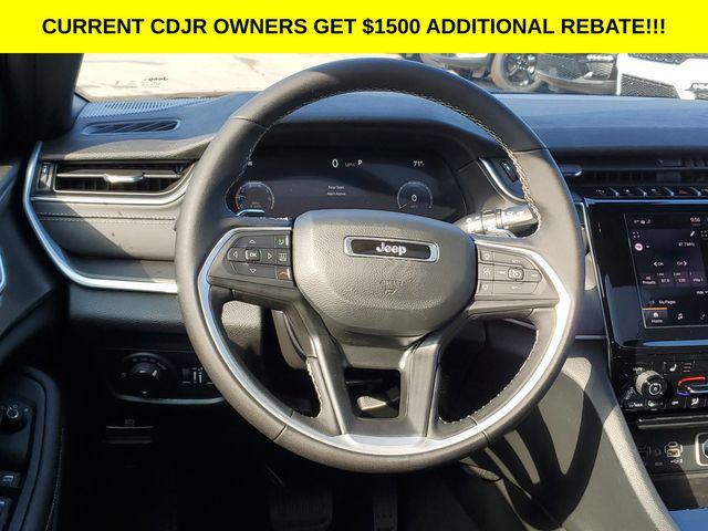 new 2025 Jeep Grand Cherokee car, priced at $41,995