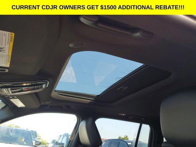 new 2025 Jeep Grand Cherokee car, priced at $41,995