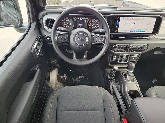 new 2025 Jeep Gladiator car, priced at $39,995