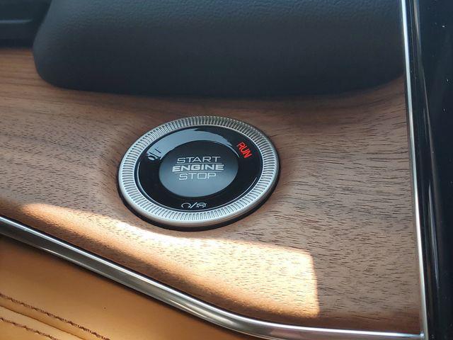 new 2025 Jeep Grand Cherokee car, priced at $60,995