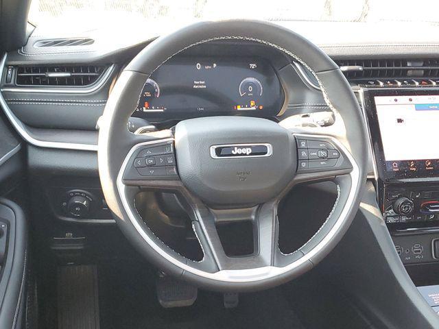 new 2025 Jeep Grand Cherokee car, priced at $48,111