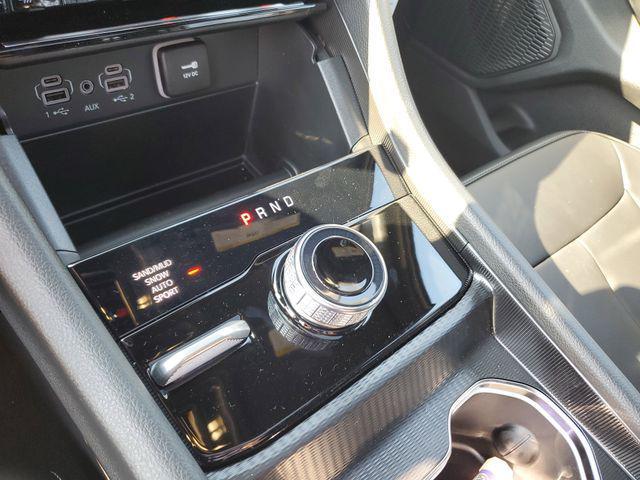 new 2025 Jeep Grand Cherokee car, priced at $48,111