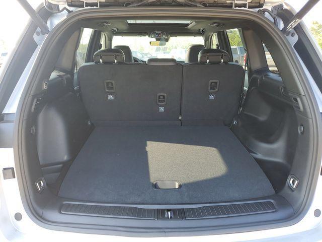 new 2025 Jeep Grand Cherokee car, priced at $48,111