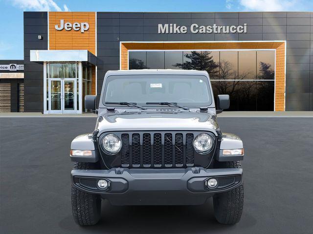 used 2021 Jeep Gladiator car, priced at $28,120