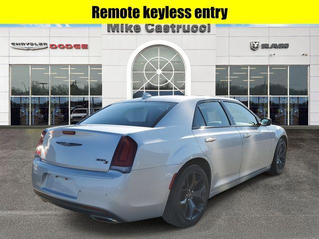 used 2022 Chrysler 300 car, priced at $24,900