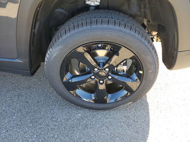 new 2025 Jeep Grand Cherokee car, priced at $44,495