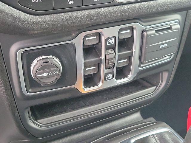 new 2025 Jeep Gladiator car, priced at $39,999